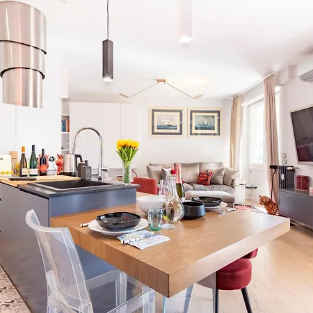 Daire Elegantis Penthouse In The Heart Of With Private Terrace And View *